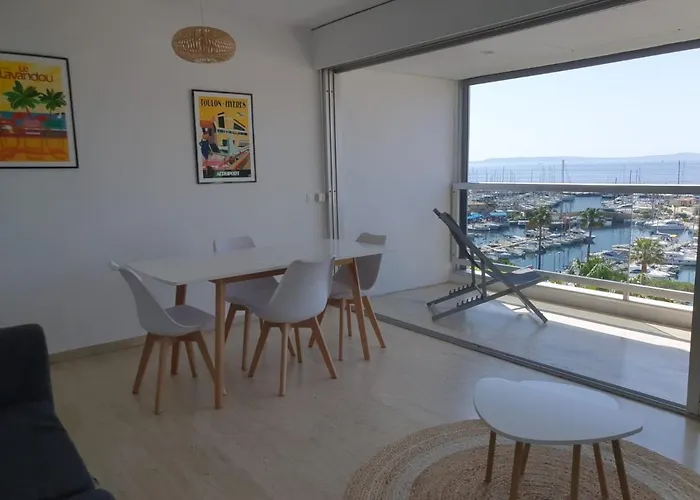 Vue Exceptionnelle Le Lavandou